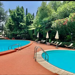 residence-villa-alba-room-nr-221.it-lombardy.com/