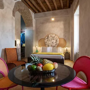 https://palm-suites.it-romehotels.com